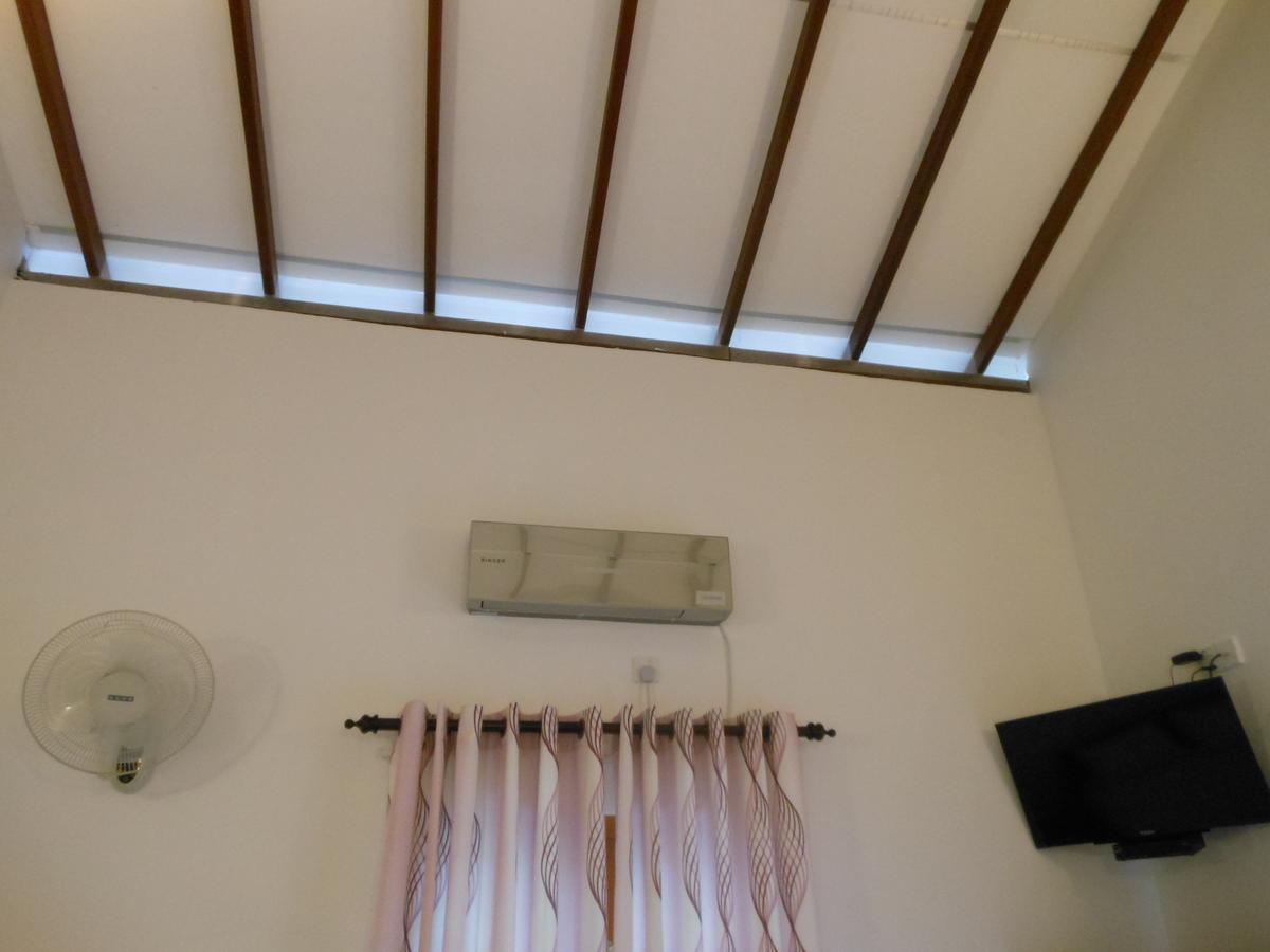 Lavender Hills Home Stay แคนดี้ ภายนอก รูปภาพ