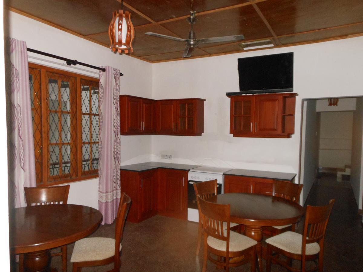 Lavender Hills Home Stay แคนดี้ ภายนอก รูปภาพ